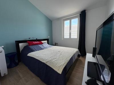 Maison - 95 m² - 4 pièces