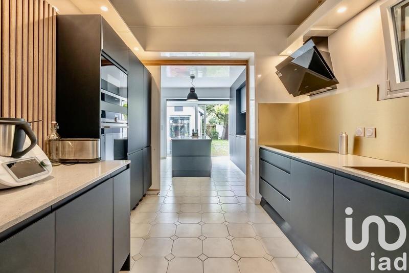 Maison - 160 m² - 5 pièces