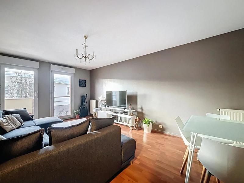 Appartement - 76 m² - 4 pièces