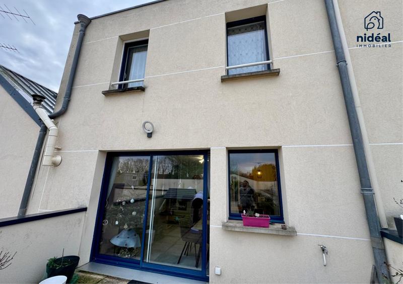 Maison - 93 m² - 4 pièces