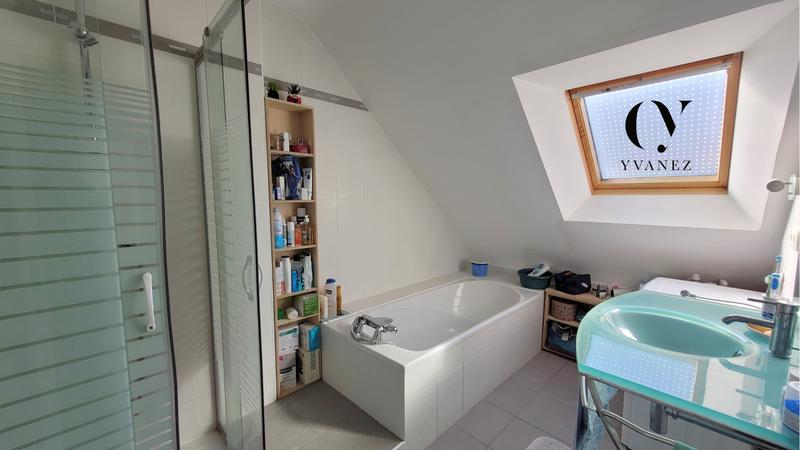 Maison - 83 m² - 5 pièces