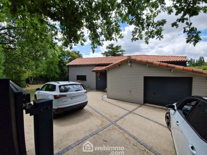 Maison - 153 m² - 5 pièces