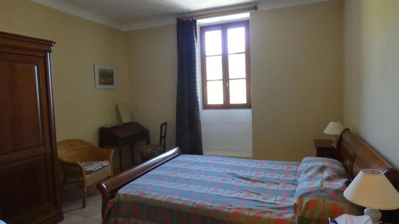 Propriété - 341 m²