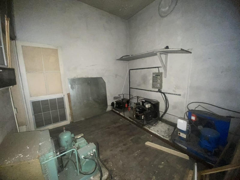 Local commercial - 150 m²