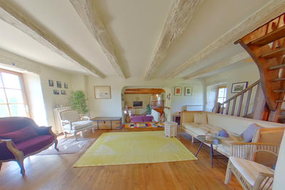 Maison - 248 m² - 9 pièces