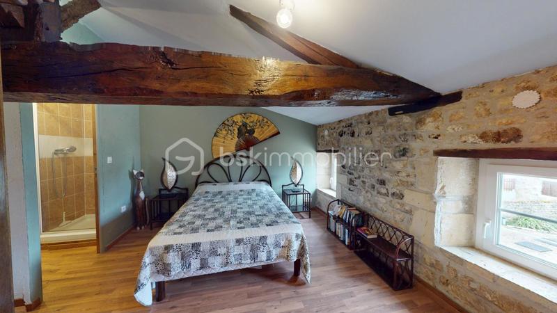 Maison - 292 m² - 14 pièces