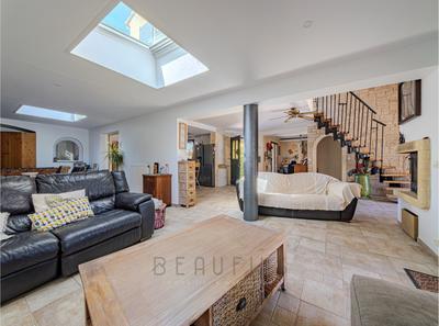 Villa - 167 m² - 4 pièces