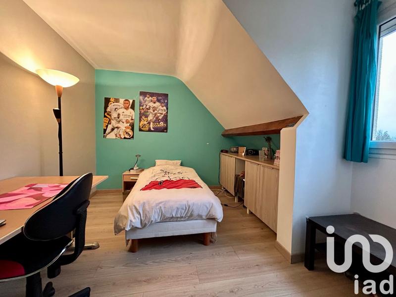 Maison - 189 m² - 9 pièces