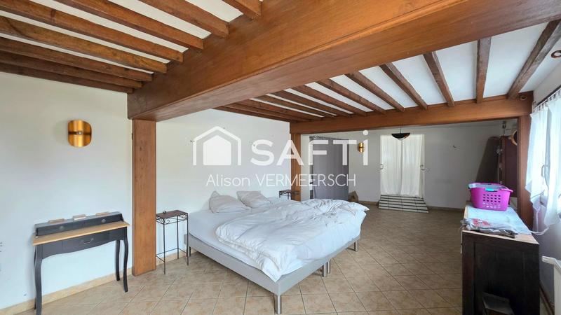 Maison - 266 m² - 9 pièces