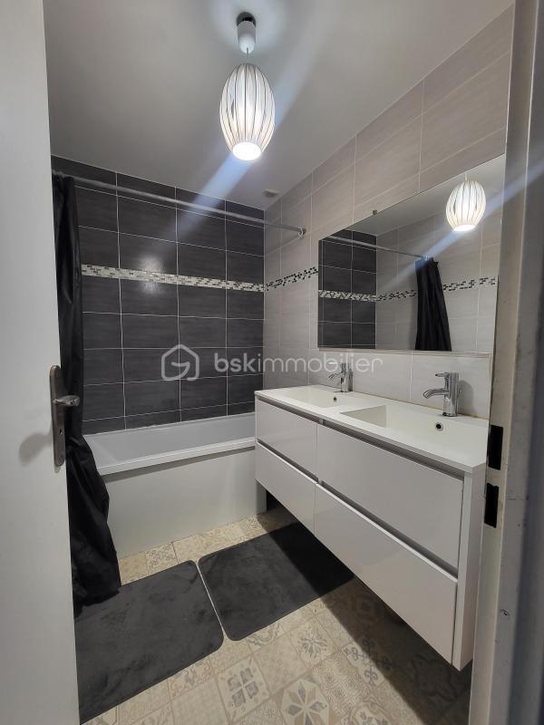 Maison de ville - 95 m² - 5 pièces