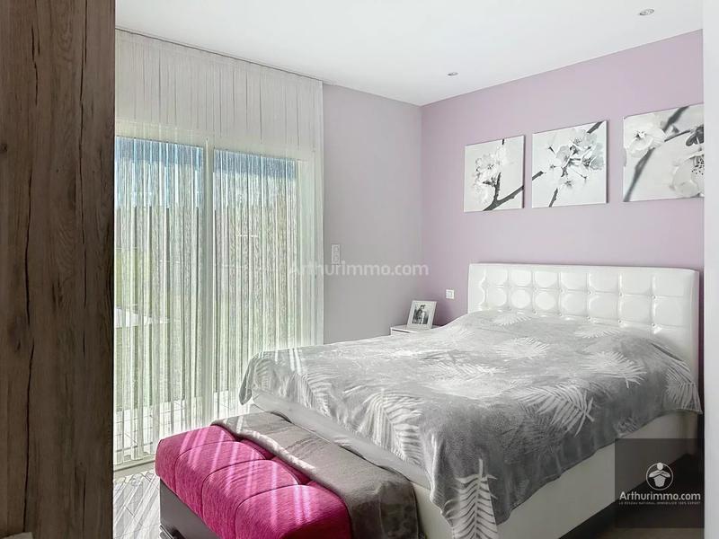 Maison - 200 m² - 9 pièces