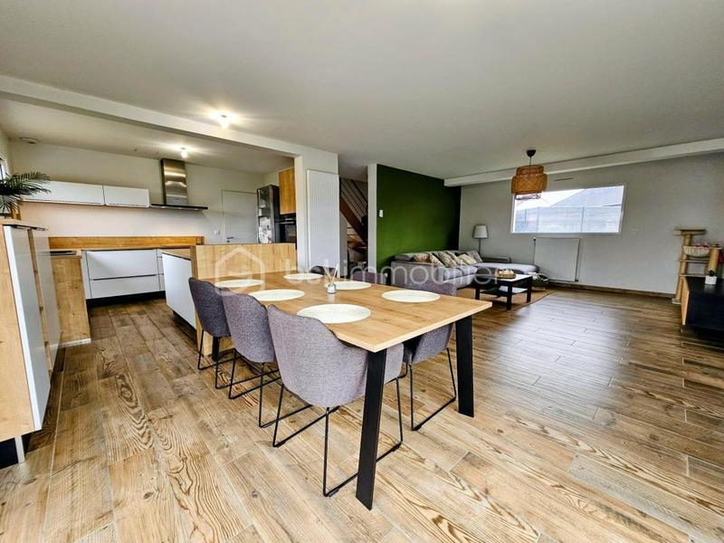 Maison - 110 m² - 5 pièces