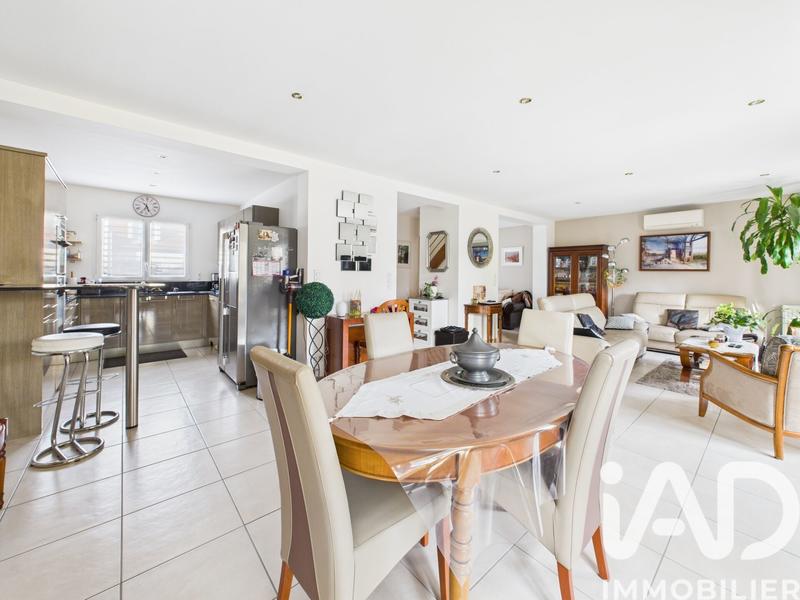 Maison - 120 m² - 6 pièces