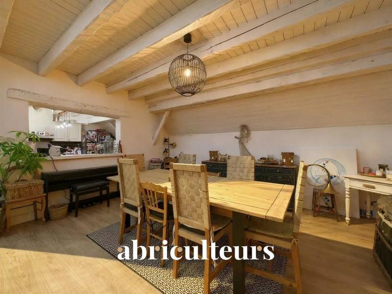 Corps de ferme - 433 m² - 16 pièces