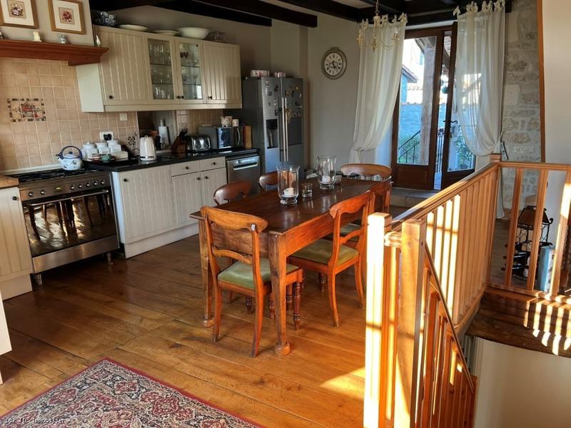 Maison de village - 120 m² - 6 pièces