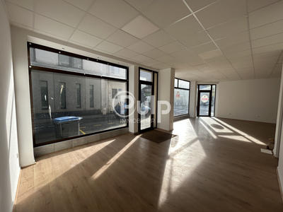 Local commercial - 98 m² - 2 pièces