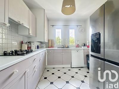 Appartement - 104 m² - 6 pièces