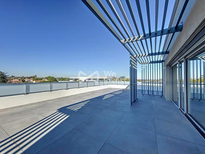 Appartement - 132 m² - 4 pièces