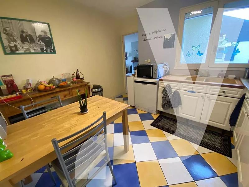 Maison - 138 m² - 7 pièces