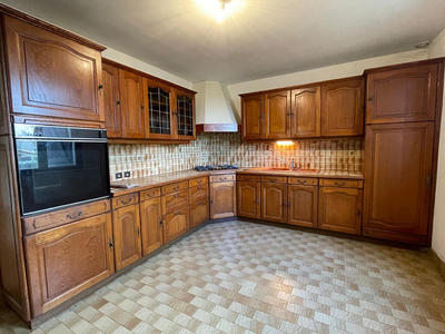 Maison - 92 m² - 4 pièces