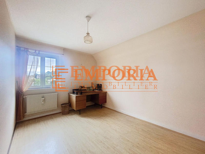 Maison traditionnelle - 156 m² - 6 pièces