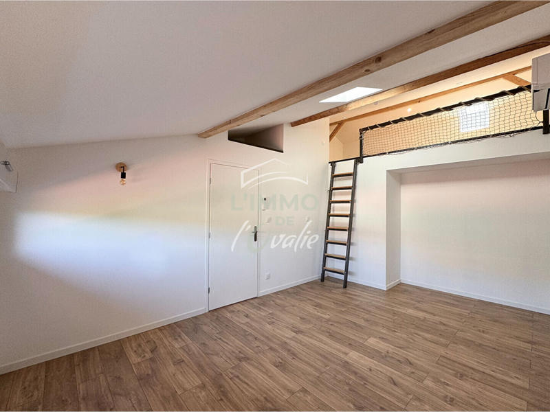 Maison - 105 m² - 4 pièces