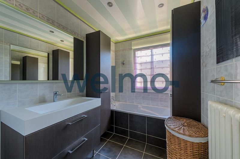 Maison - 86 m² - 5 pièces