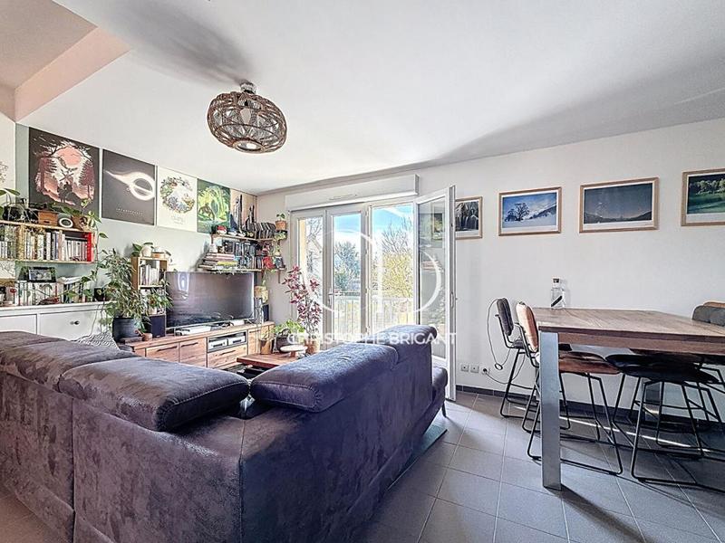 Appartement - 61 m² - 2 pièces