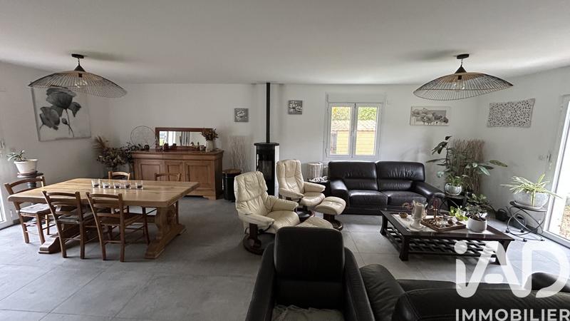 Maison - 186 m² - 7 pièces