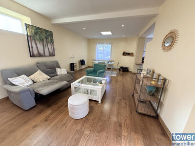 Maison - 104 m² - 4 pièces