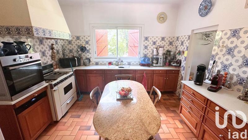 Maison - 233 m² - 10 pièces