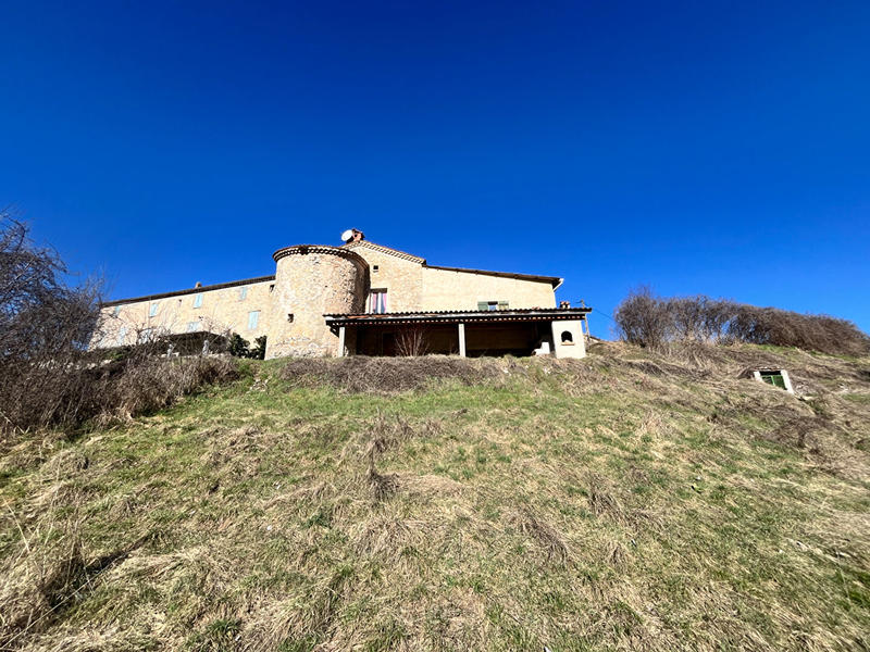 Maison - 138 m² - 6 pièces