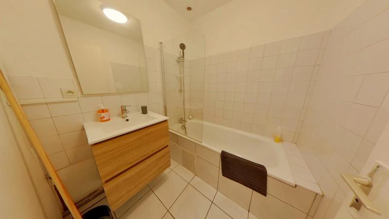 Appartement - 90 m² - 4 pièces