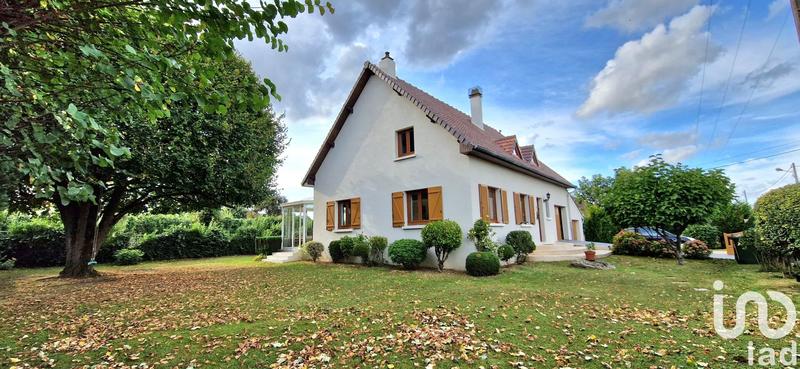 Maison - 222 m² - 7 pièces