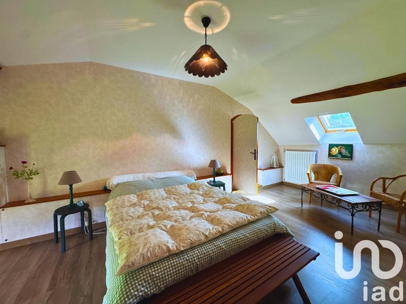 Maison - 197 m² - 7 pièces