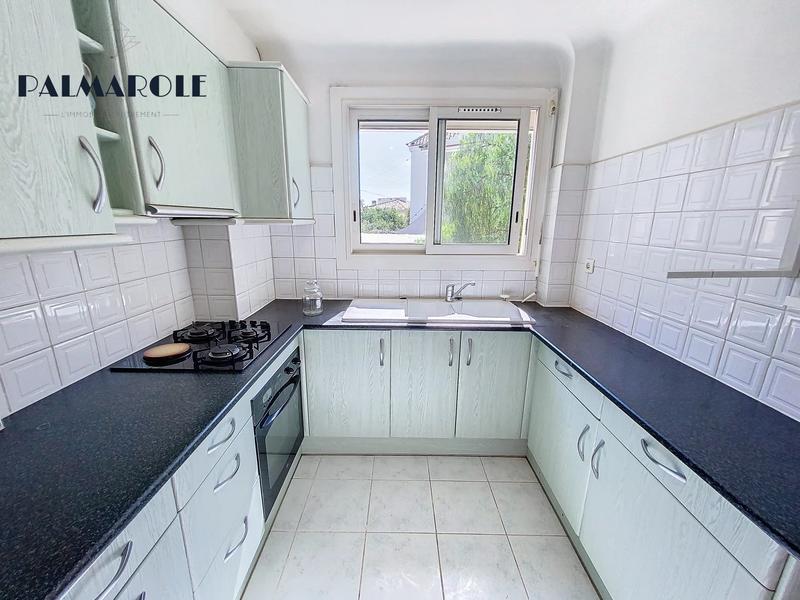 Appartement - 80 m² - 4 pièces