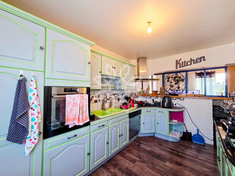 Maison - 143 m² - 5 pièces