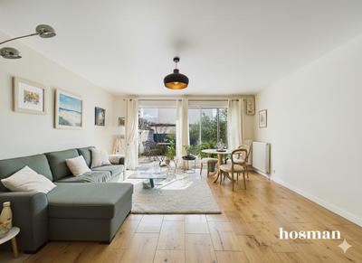 Maison - 96 m² - 5 pièces