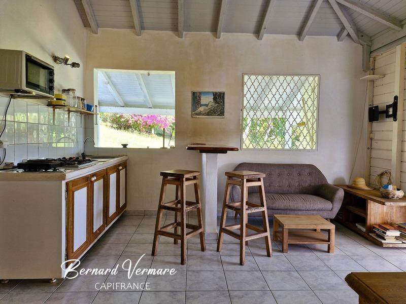 Bungalow - 135 m² - 9 pièces