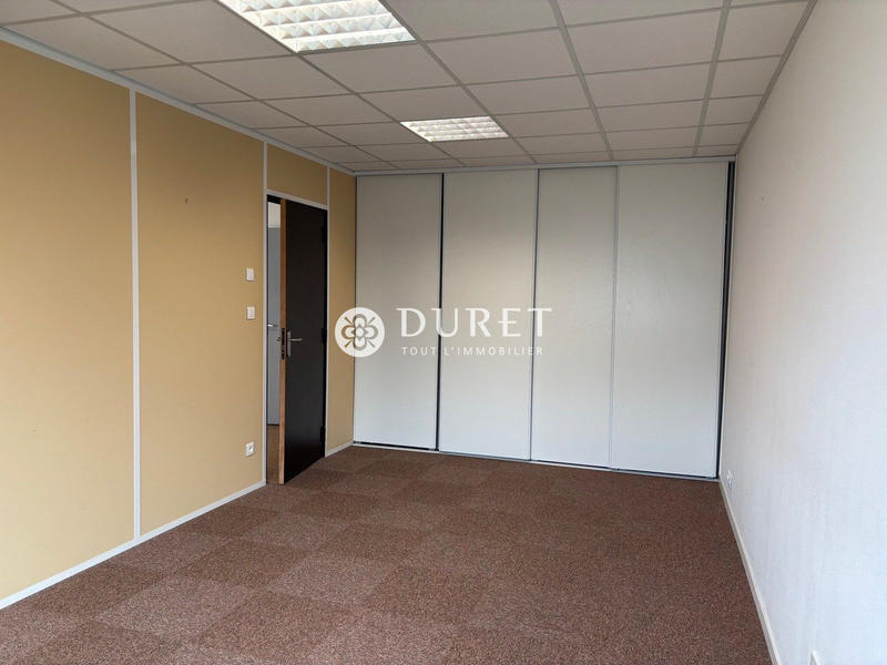 Bureau - 60 m²