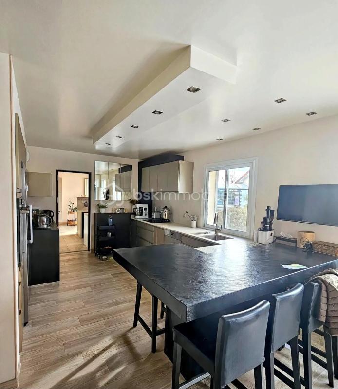 Villa - 166 m² - 6 pièces