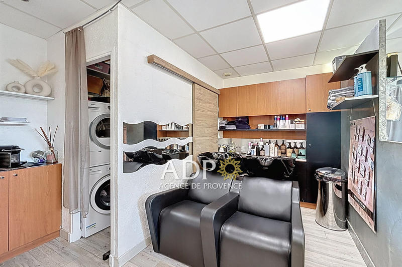 Fonds de commerce - Magasins - 38 m²