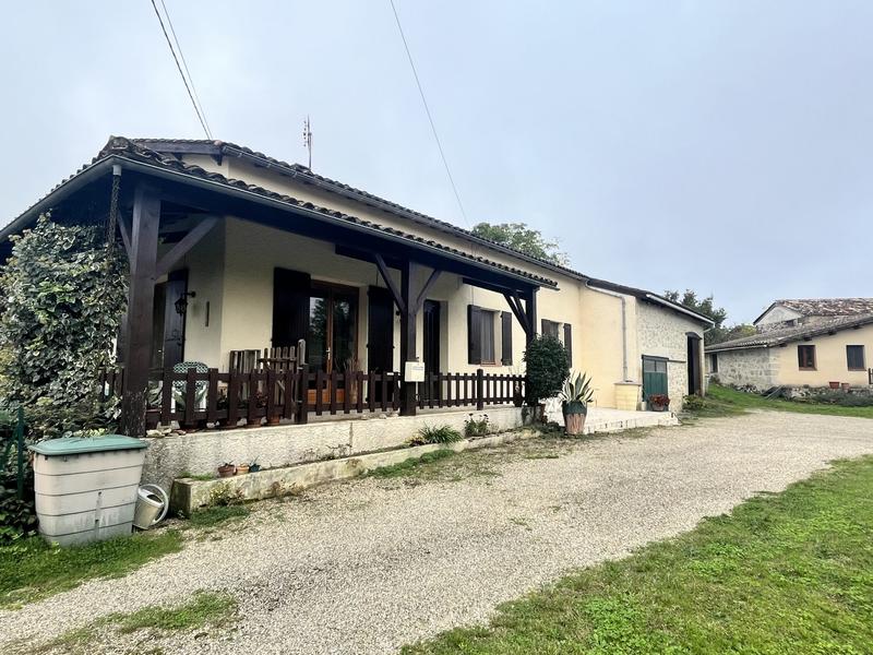 Maison traditionnelle - 143 m² - 8 pièces