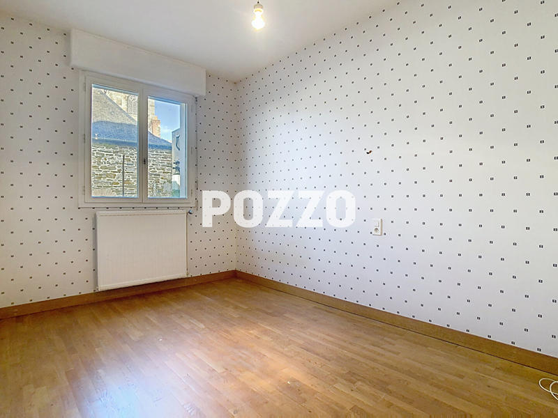 Immeuble - 9 pièces