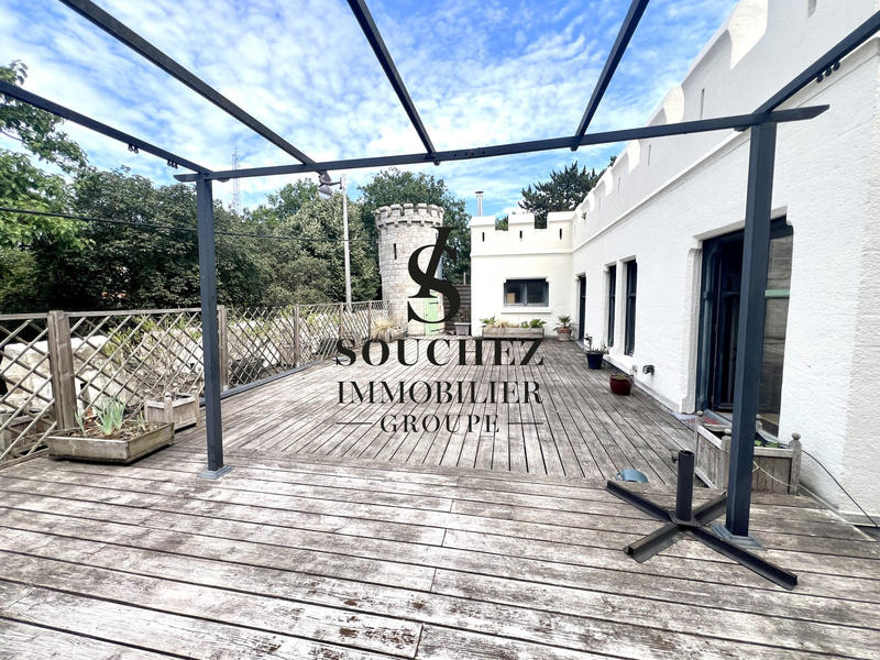 Manoir - 307 m² - 16 pièces