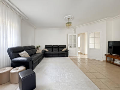 Maison - 152 m² - 6 pièces