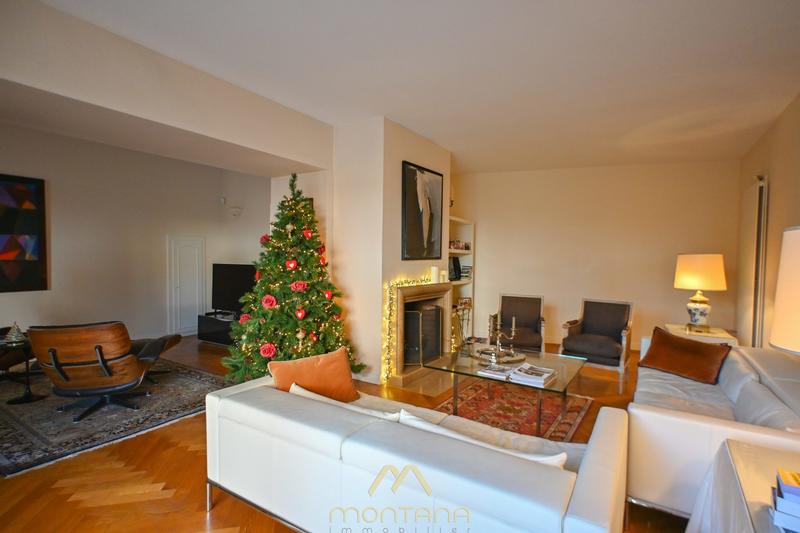 Maison - 213 m² - 7 pièces