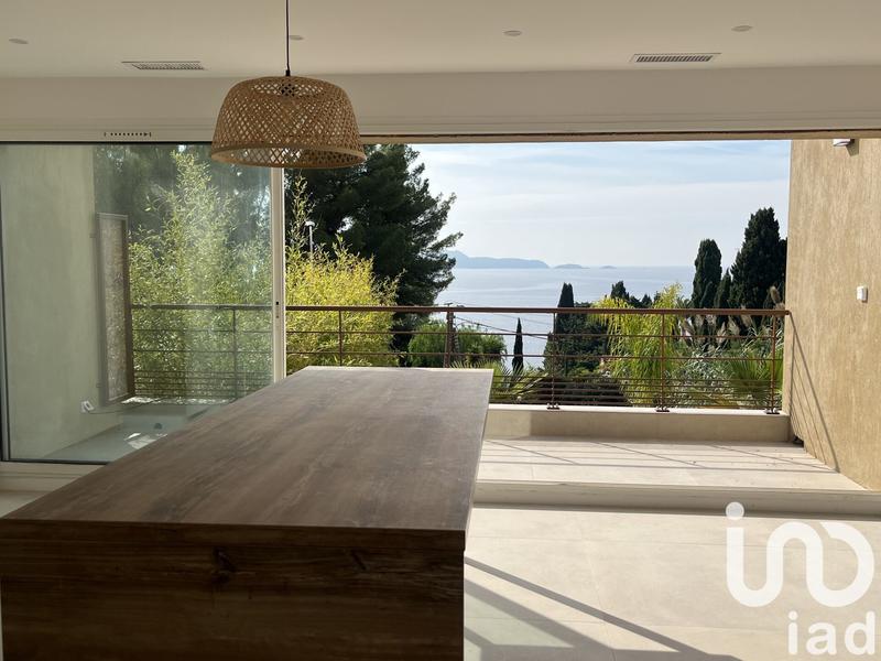 Maison - 145 m² - 4 pièces