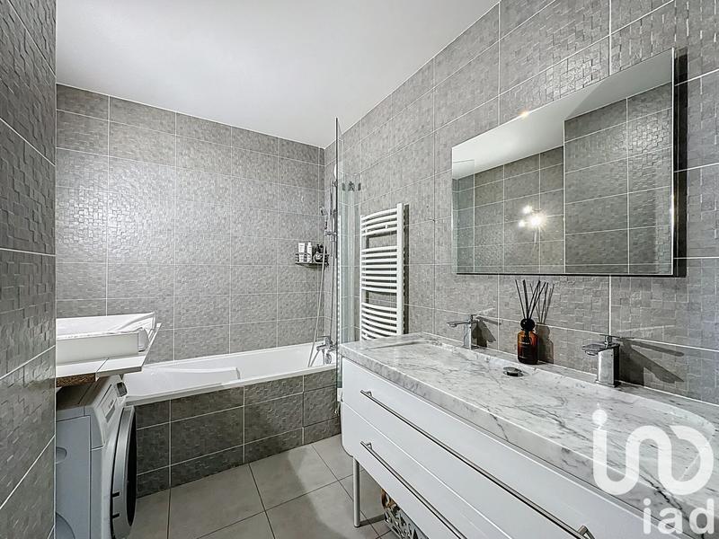 Appartement - 77 m² - 4 pièces