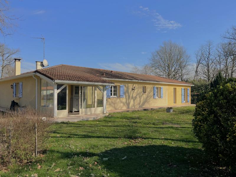Maison - 180 m² - 7 pièces